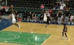 VIDEO - Un basketteur américain met un dunk contre son camp !