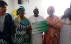 Oumar Guèye procède à la remise de financements aux femmes des Iles de Gandoune