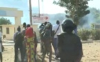 Suivez la manifestation des jeunes de l'opposition C-25 interdite par le Préfet de Dakar en direct sur leral