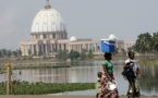VIDEO - Yamoussoukro, capitale abandonnée de la Côte d'Ivoire