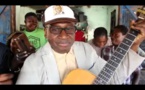 Sidiki Kaba offre aux électeurs un spectacle de Guitare à Tamba