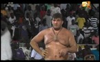 [Vidéo] Juan battu en lutte simple, 24h aprés sa victoire sur Cargo