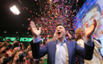 Ukraine:  l’humoriste Zelensky largement élu président