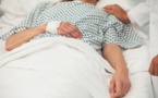Emirats Arabes Unis : Une femme reprend connaissance après 27 ans de coma