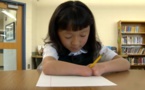 USA: Née sans mains, elle remporte un concours national d’écriture manuscrite