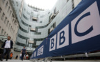 QUAND LES ACTEURS POLITIQUES SE PROSTERNENT DEVANT BBC : Pouvoir et opposants complexés ! (Mamadou Mouth BANE)