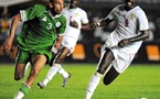 Foot: les Algériens battent les Lions (1-0)