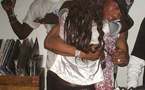 Photo : El Hadji Diouf ivre embrasse une fille dans une soirée...