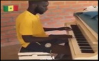 VIDEO - Comme un professionnel au piano, Salif Sané reprend « Galgua Gui Reubi »