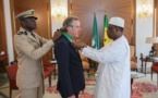 PHOTOS - Diplomatie: S. E Christophe Bigot fait ses adieux à Macky Sall qui l’élève au rang de Commandeur...