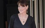 Polémique autour d'une campagne parrainée par Carla Bruni