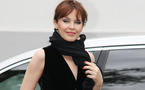 Kylie Minogue félicite Halle Berry sur Twitter