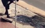 Vidéo de la honte: Un homme plonge dans une fosse septique pour la déboucher