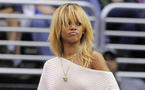 Rihanna tweete une photo d’elle quasi-nue