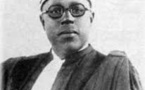 Le 19 octobre 1947, Lamine Gueye, garde son fauteuil lors des élections municipales