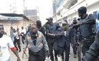 Le commissaire Arona Sy taquine la sécurité d’Idrissa Seck : « Pourquoi êtes-vous encagoulés… ? »