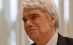 Le journal "Le Monde" publie la nécrologie de Tapie par erreur