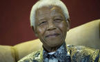 Nelson Mandela est hospitalisé