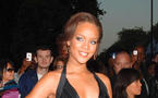 Rihanna: bientôt dans la peau de Whitney Houston?