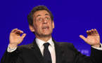 Sarkozy dénonce "la gauche caviar" et les "tartufferies" de Hollande
