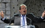 Hollande "surfe sur le vague" (Fillon)