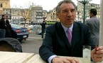 Bayrou appelle «les Français à ouvrir les yeux»
