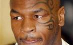 Mike Tyson fait ses débuts au cabaret