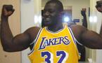 Portrait de Balla Gaye 2 lion de Guediewaye