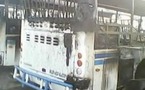 Vidéo Exclusivité -Affaires Cheikh Béthio Thioune : 5 bus tata brûlés par les Thiantakounes