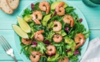 Faites-vous du bien avec cette salade détox aux crevettes