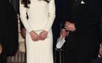 Kate Middleton reprend la robe Roland Mouret de Carla Bruni qui avait fait jaser