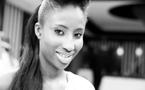 Kyshia Mbengue en mode noir et blanc