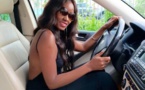 PHOTOS - Queen Biz s’offre un bolide de luxe pour son anniversaire