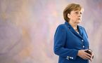Merkel aborde le sommet de Bruxelles affaiblie et isolée