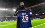 VIDEO - Aliou Cissé ovationné au Parc des princes