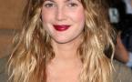 Drew Barrymore : le dernier essayage pour sa robe de mariée !
