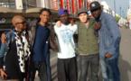 Guin Thieuss et Naby à Paris avec des amis