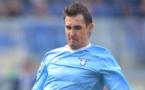 Le Barça pense à Klose