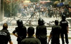 Couvre-feu en Tunisie, secouée par des émeutes