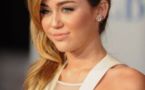 Miley Cyrus : Accusée de tromper Liam, elle se lâche sur twitter