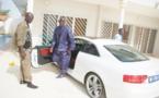 Borom Darou et sa rutilante bagnole