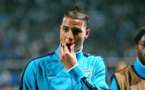 Disposant d'un temps de jeu famélique, l'arrivée d'Olivier Giroud va compromettre encore plus l'avenir de Marouane Chamakh à Arsenal. Disposant de peu d'offres concrètes, l'attaquant marocain est en bien mauvaise posture...  