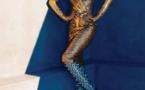 Rihanna fait la Une du magazine Harper's Bazaar