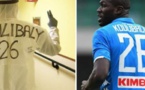 Coronavirus en Italie: Un infirmier porte sur son dos, le nom de Kalidou Koulibaly