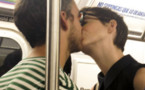 Anne Hathaway et Adam Shulman amoureux comme au premier jour