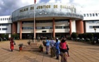 ASSOCIATION DE MALFAITEURS: LES 19 NIGÉRIANS ONT OBTENU UNE MISE EN LIBERTÉ PROVISOIRE