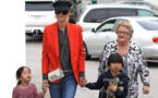 Mamie rock: «Le roc du clan Hallyday»