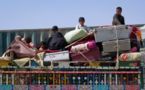 Les réfugiés afghans embarrassent le Pakistan