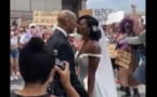 Black lives matter : Un couple  célèbre son mariage au milieu des manifestations pour George Floyd