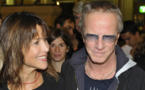 Sortie au théâtre en amoureux pour Sophie Marceau et Christophe Lambert